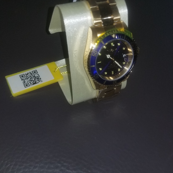 Invicta Pro-Diving Watch - Picture 6 of 7